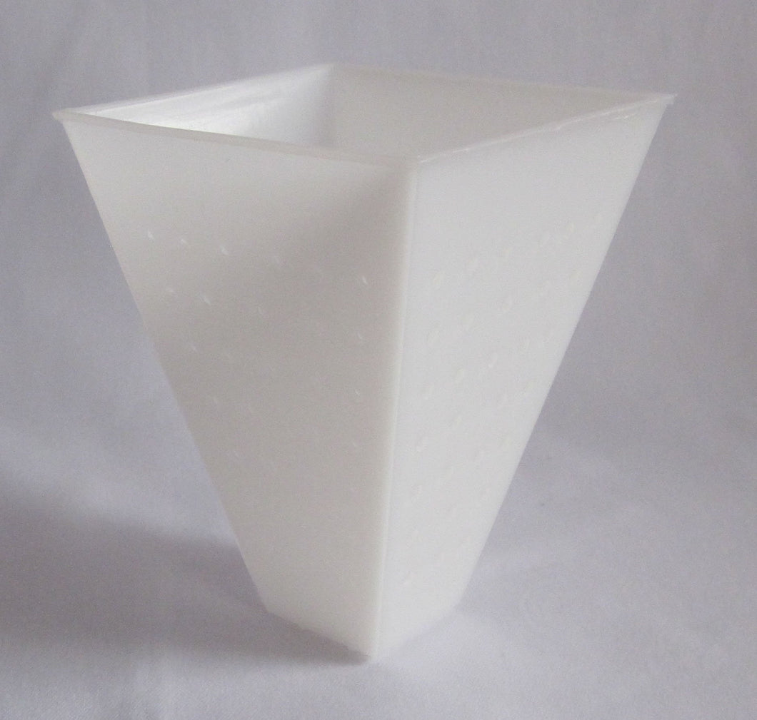 W32:PF3822 Pyramide Soft Cheese Mould - flat bottom