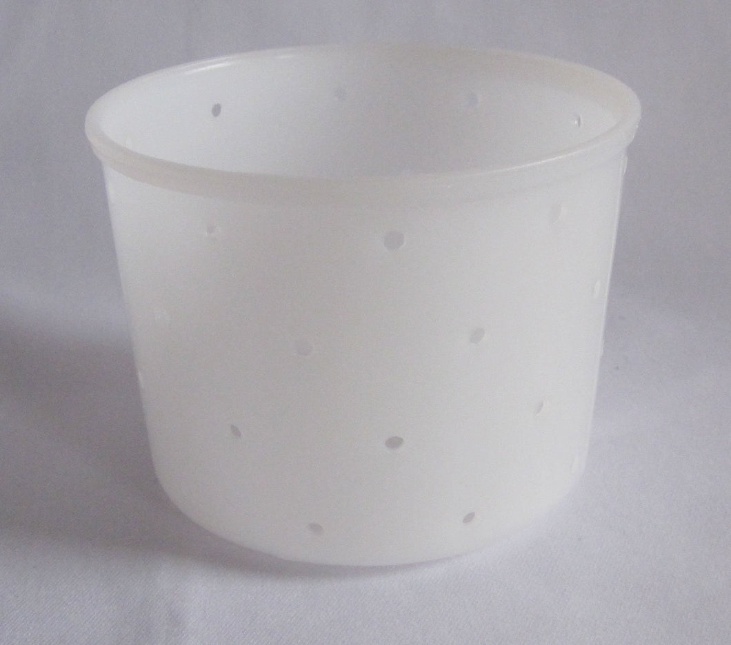 W55:PF3402 Soft Cheese Mould - rounded bottom