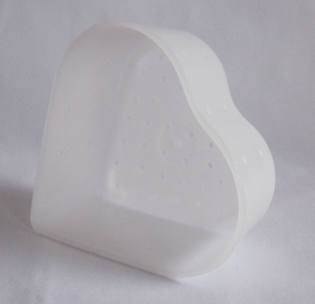 W46:PF60141 Heart Shaped Mould for Soft Cheese